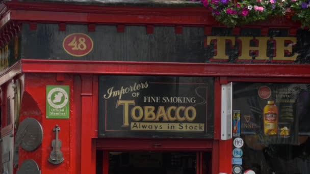 Sinal Tabaco Uma Fachada Pub — Vídeo de Stock