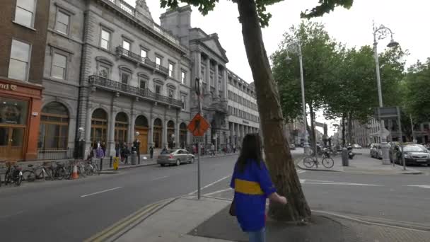 College Green Dublin — Stockvideo