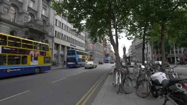 Bus College Green Dublin — Stok Video