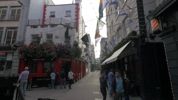 Restaurantes Aire Libre Una Calle Peatonal — Vídeos de Stock