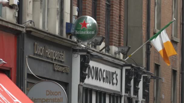 Znaki Handlowe Ulicy Dublin Irlandia — Wideo stockowe