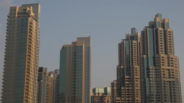 Lange Gebouwen Dubai — Stockvideo