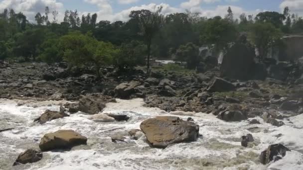 Панорамний Вид Ріку Аті Водоспадів — стокове відео