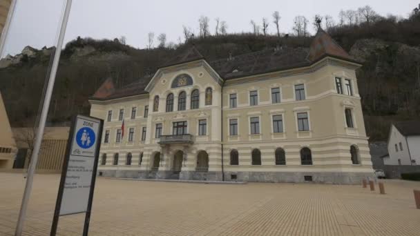 Vecchio Edificio Del Parlamento Vaduz — Video Stock
