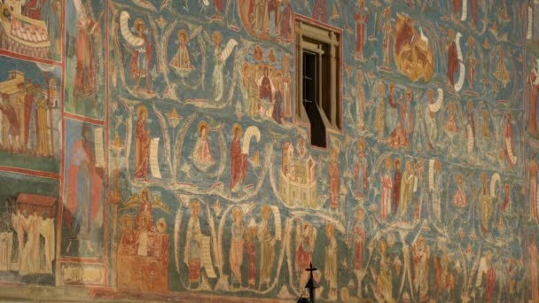 Murales Monasterio Voronet — Vídeos de Stock