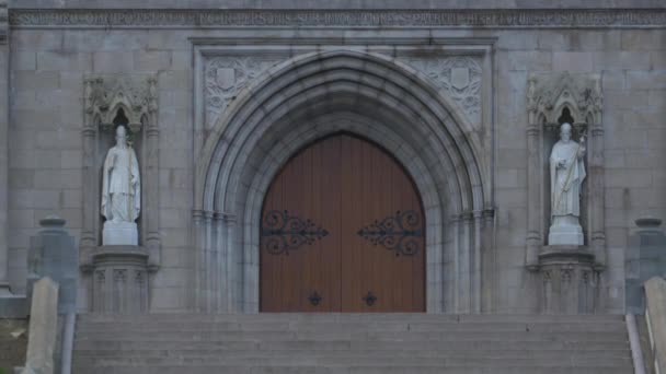 圣帕特里克大教堂木门 — 图库视频影像