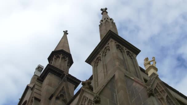 Alacsony Látószögű Kilátás Szent Patrik Katedrális — Stock videók