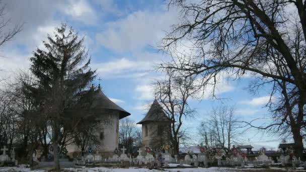 Campanario Iglesia Arbore Cementerio — Vídeo de stock