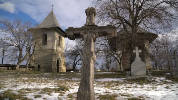 Iglesia Campanario Cementerio Arbore — Vídeo de stock