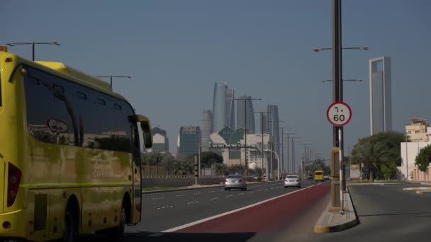 Driving Skyscrapers Abu Dhabi — Αρχείο Βίντεο
