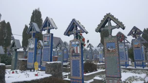 Sapanta Kış Boyunca Mutlu Mezarlıklar — Stok video