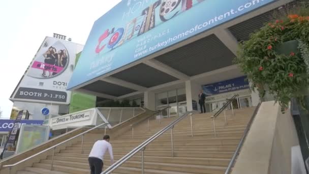 Trappen Het Palais Des Festivals — Stockvideo