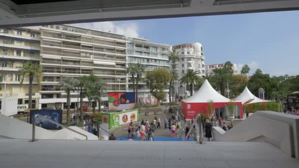 Passeggiate Piazza Del Palais Des Festivals — Video Stock