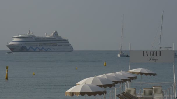 Crucero Cerca Gold Plage Pontoon — Vídeos de Stock