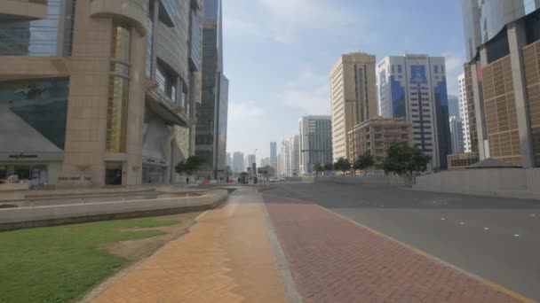 Boulevard Abu Dhabi — Vídeos de Stock