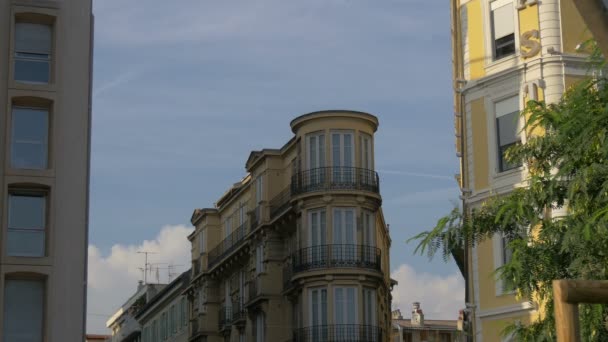 Parte Superior Edificio Esquina — Vídeos de Stock