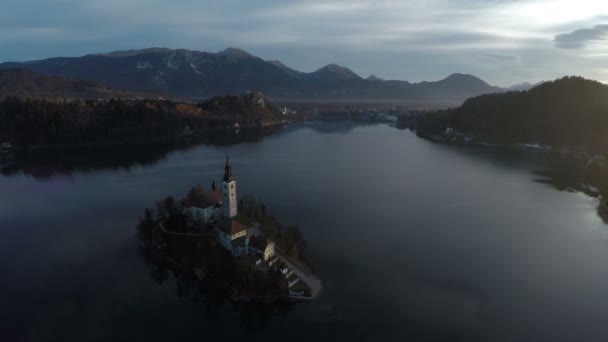 Flygfoto Över Bled Sjön — Stockvideo