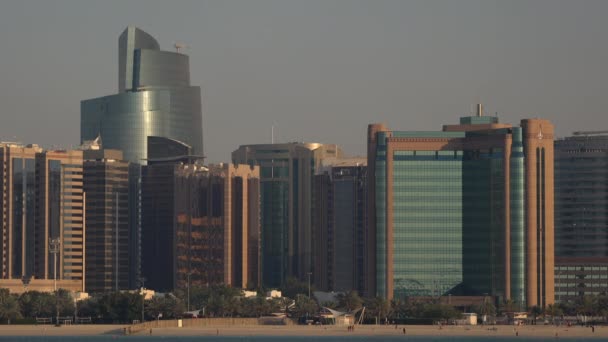 Modern Buildings Seafront Abu Dhabi — Vídeo de stock