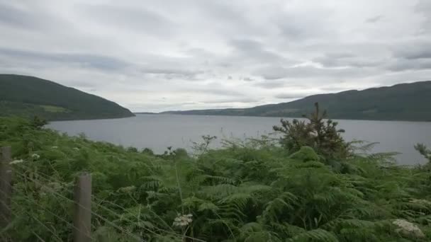 Loch Ness Egy Felhős Napon — Stock videók