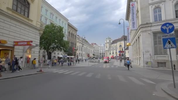 Straßenkreuzung Wien — Stockvideo