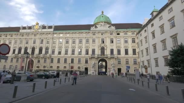 Швейцарский Суд Дворце Фебург Вена Австрия — стоковое видео