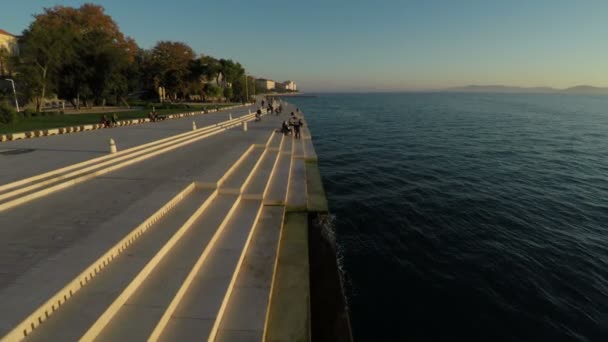 Vista Aérea Los Escalones Del Paseo Marítimo — Vídeo de stock