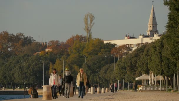 Persone Sul Lungomare Zara Croazia — Video Stock