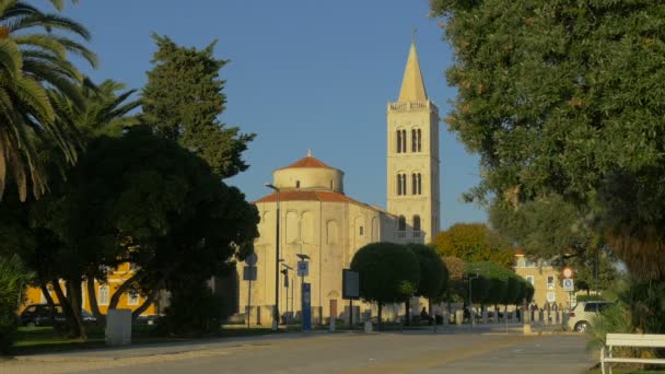 Церковь Площади — стоковое видео