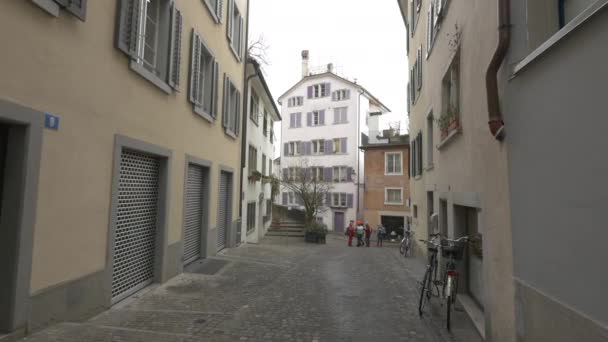 Calle Entre Edificios Vista — Vídeo de stock