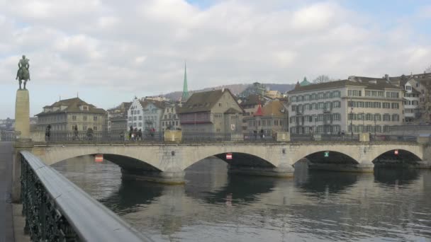 Гроссмунстерский Мост Цюрихе Швейцария — стоковое видео