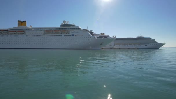 Cruceros Día Soleado — Vídeos de Stock