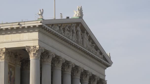 Pediment Relief Corinthian Columns — Stock Video