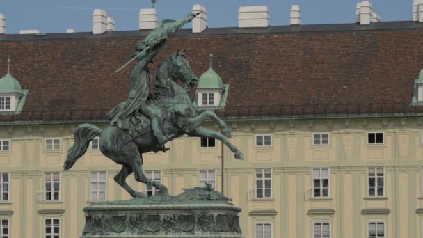 Άγαλμα Ιππικού Του Αρχιδούκα Καρόλου Της Αυστρίας — Αρχείο Βίντεο