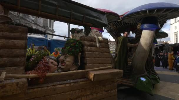 Coche Alegórico Madera Desfile Callejero — Vídeos de Stock