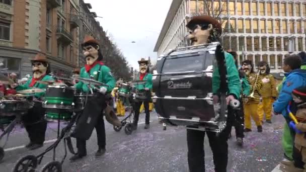 Banda Bronze Trajes Coloridos Carnaval — Vídeo de Stock