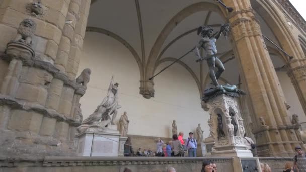 Pessoas Que Visitam Loggia Dei Lanzi Florença — Vídeo de Stock