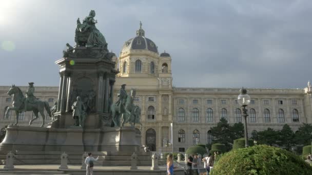 Maria Theresa Monument Het Natuurhistorisch Museum — Stockvideo