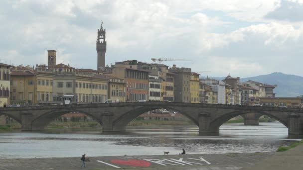 Edifícios Perto Uma Ponte Florença — Vídeo de Stock