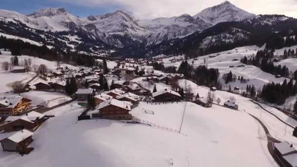 Aérea Edificios Montañas — Vídeo de stock