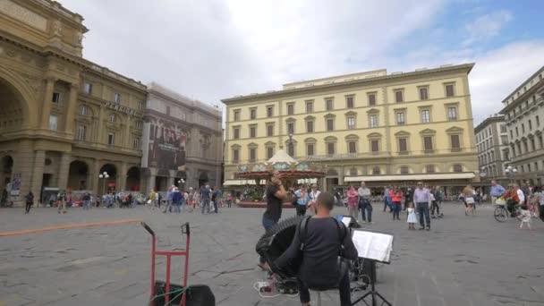 広場で演奏する音楽家 — ストック動画