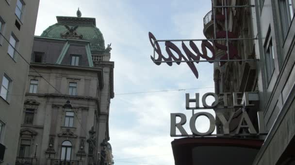 Hotel Royal Sign Vienna Austria — Video Stock
