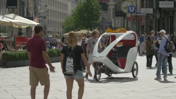 Velotaxi Stephansplatz Viena Austria — Vídeos de Stock