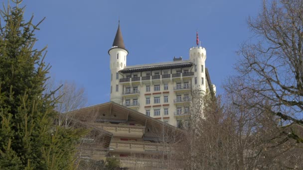 Вид Отель Gstaad Palace — стоковое видео