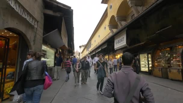 Eski Bir Sokaktaki Insanlar — Stok video