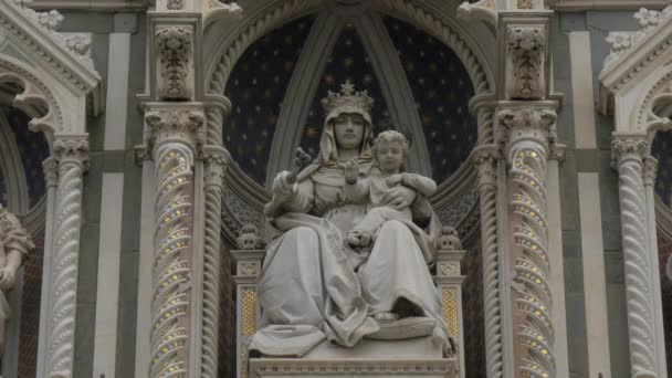 Una Estatua María Niño Jesús — Vídeos de Stock