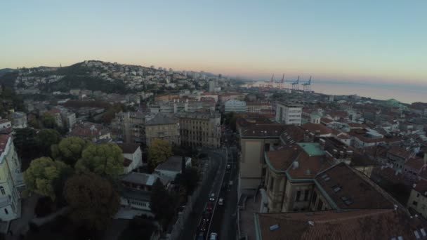 Vista Aérea Carros Dirigindo Uma Rua — Vídeo de Stock