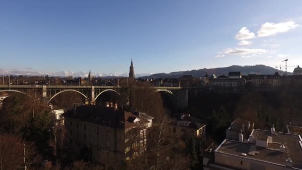 Pemandangan Udara Jembatan Kornhausbrucke — Stok Video