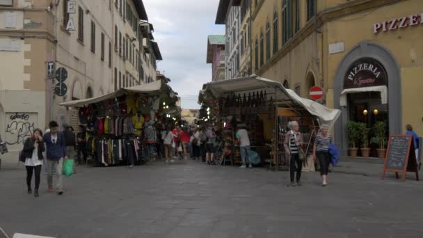 Улица Рынком Флоренции — стоковое видео