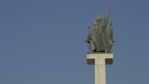 Niedriger Winkel Der Denkmal Statuen — Stockvideo