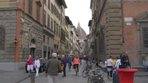 Ζωή Στην Πόλη Ένα Δρόμο Στη Φλωρεντία — Αρχείο Βίντεο